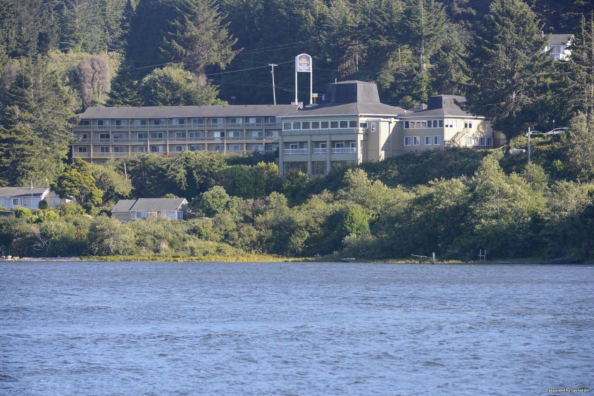 Western Pier Point 4* Florence